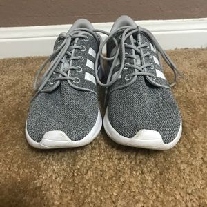 Adidas cloudfoam sz 8 Gray Vguc